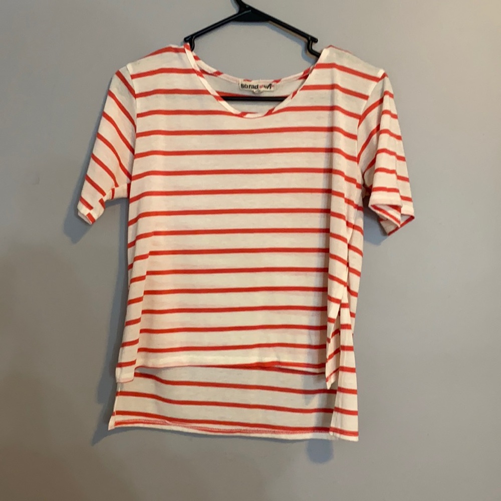 striped asymmetric crop tee
